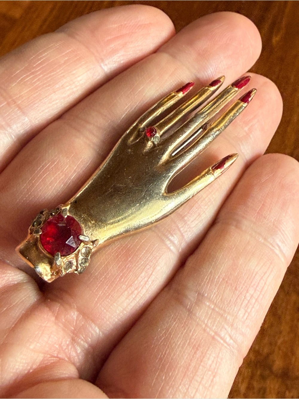 Mid Century Ladies Hand Brooch Pin